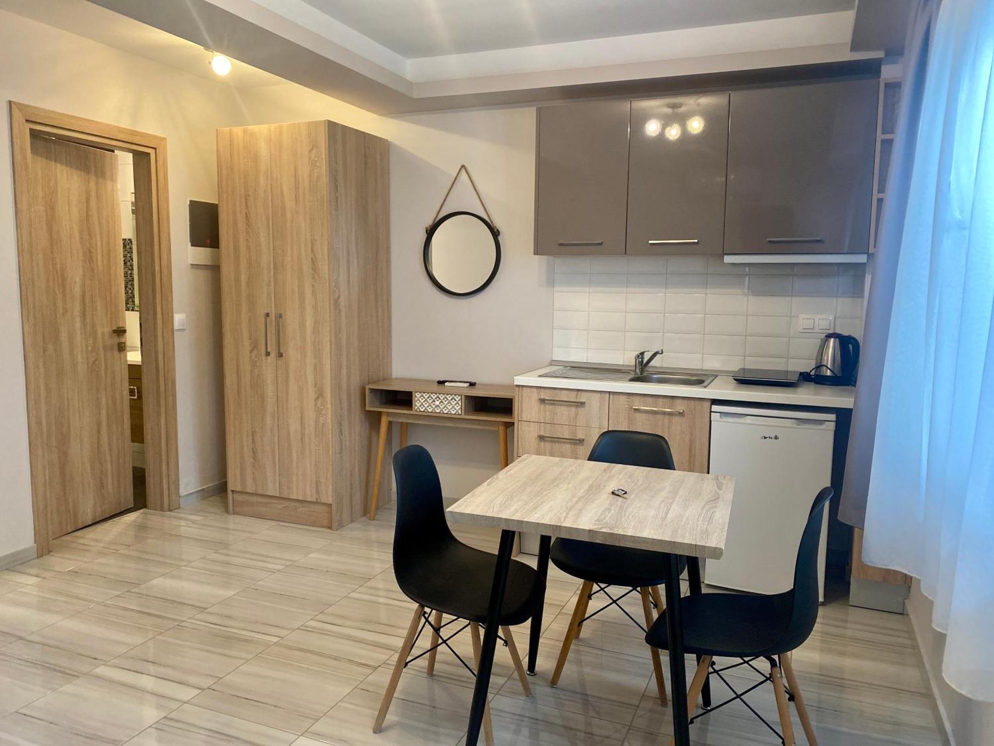 Thomas Studios & Apartments Paralia Dış mekan fotoğraf